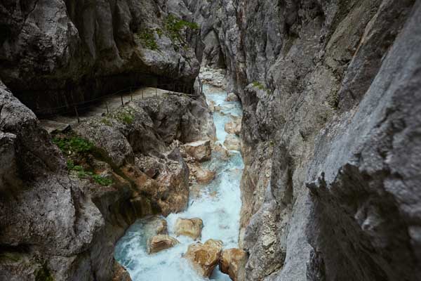 Blick von der Bogenbrücke